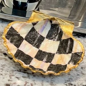 Courtly Check Trinket Shell Dish